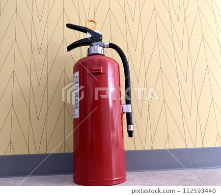 紅色滅火器 紅色滅火器 112593440