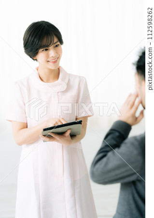 Men's beauty counseling image 112598262