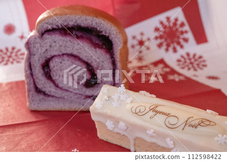 Grape bread and Baumkuchen 112598422