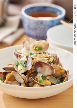 Sake Steamed Clam  112601898