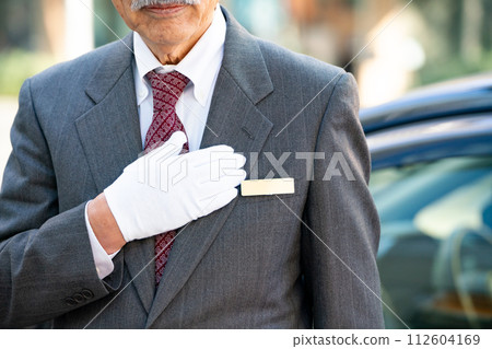 Senior male driver faceless Senior male driver faceless 112604169