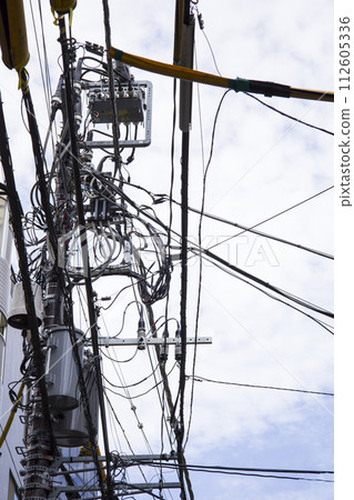 Telephone pole 112605336