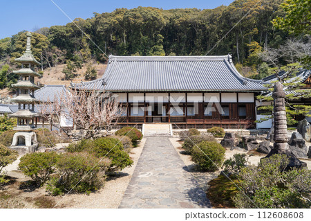 Law hall of Koshoji Temple (Uji City, Kyoto Prefecture) 112608608