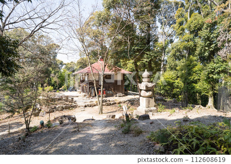 The summit of Mt. Asahi (Uji City, Kyoto Prefecture) 112608619