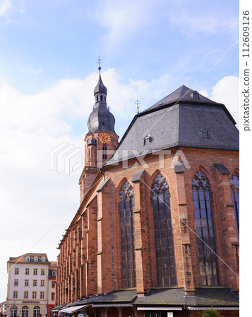 有尖塔的大教堂 112609126