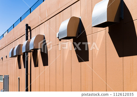 Warehouse exterior wall weather cover Warehouse exterior wall weather cover 112612035