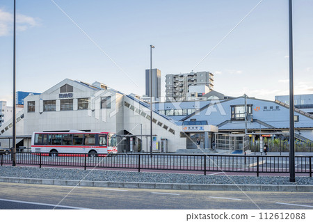 愛知縣岡崎市 岡崎站西口前、車站大樓及旋轉台前 愛知縣岡崎市 岡崎站西口前、車站大樓及旋轉台前 112612088