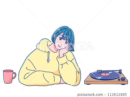 girl listening to records 112612895