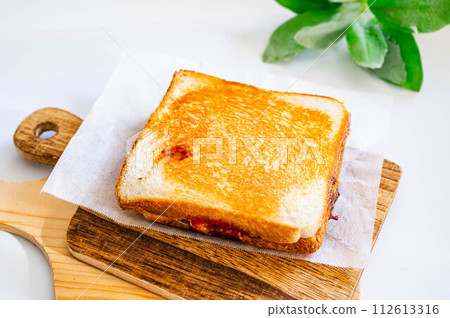 freshly baked hot sandwich freshly baked hot sandwich 112613316