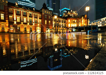 Weight of history Weight of history 112614125