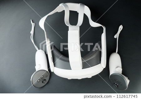 Vr headset with controllers Vr headset with controllers 112617745