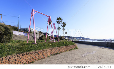 beautiful coastal scenery 112618044