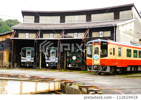 天龍濱名湖鐵道風景天龍二俁站車輛段（扇形機車棚） 112619419