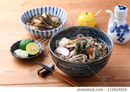野菜蕎麥麵（大量使用春季食材） 112624020