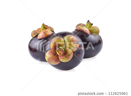mangosteen isolated on white background 112625061