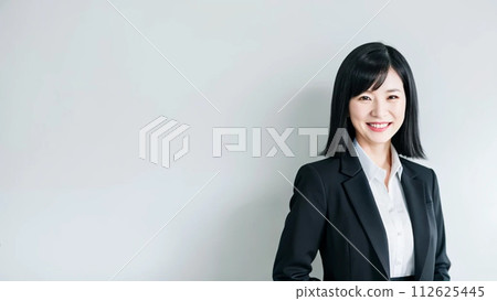 女商人複製空間“AI 生成圖像” 112625445