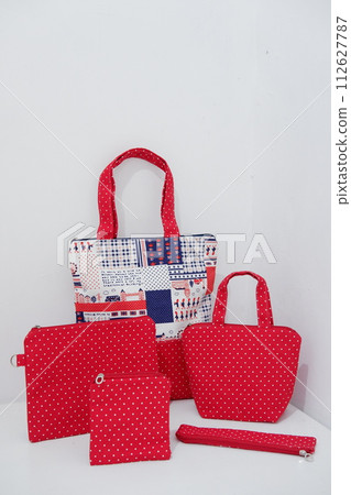 beautiful patterned bag for leisure beautiful patterned bag for leisure 112627787