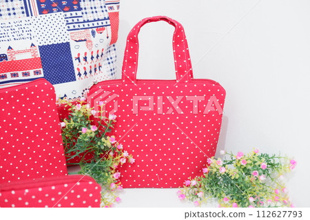 beautiful patterned bag for leisure beautiful patterned bag for leisure 112627793