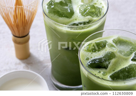 冰抹茶拿鐵，由宇治茶製成的正宗日本抹茶拿鐵 112630809