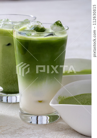Iced matcha latte, authentic Japanese matcha latte made from Uji tea 112630815