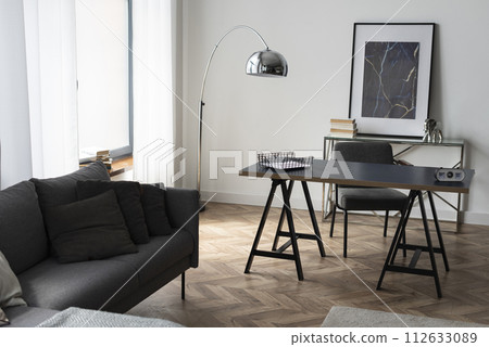 cozy living room with table and chair 112633089
