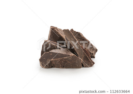dark chocolate chunks isolated on white background dark chocolate chunks isolated on white background 112633664