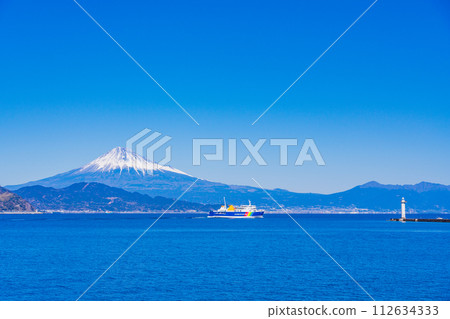 (Shizuoka Prefecture) Suruga Bay Ferry leaves Shimizu Port with Mt. Fuji in the background (Shizuoka Prefecture) Suruga Bay Ferry leaves Shimizu Port with Mt. Fuji in the background 112634333