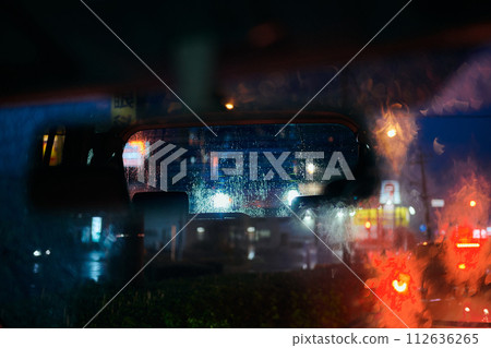 Rain-wet car window glass 112636265