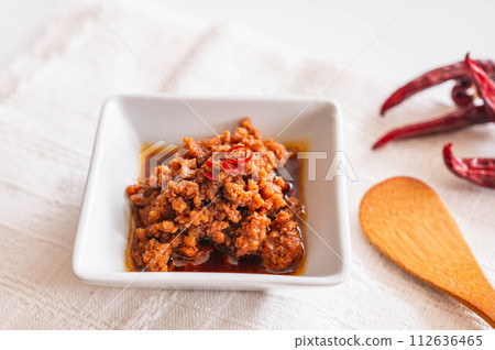 辣肉味噌 112636465