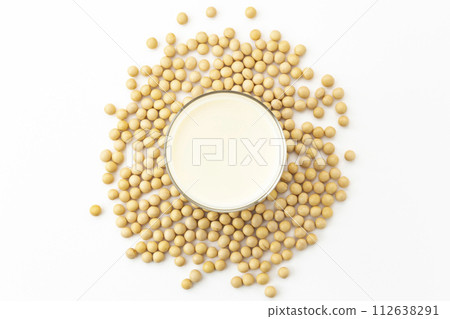 Soy milk and soybeans on white background 112638291