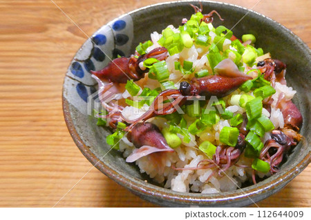 富山灣春季的傳統活動！螢火蟲魷魚飯照片 112644009