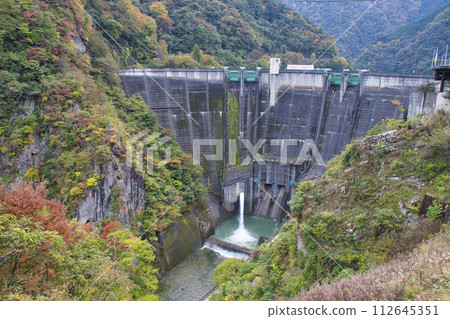 [Chichibu City] Futase Dam in autumn 112645351