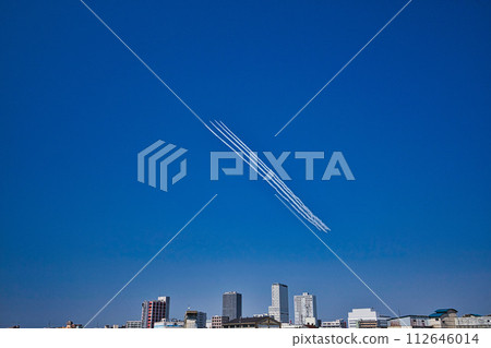 Blue Impulse 飛行慶祝北陸新幹線開通 Blue Impulse 飛行慶祝北陸新幹線開通 112646014