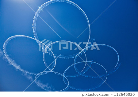 Blue Impulse 飛行慶祝北陸新幹線開通 Blue Impulse 飛行慶祝北陸新幹線開通 112646020