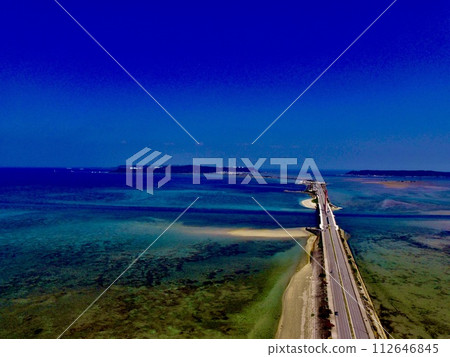 "Underwater Road"-Aerial View (Duruma City, Okinawa Prefecture) "Underwater Road"-Aerial View (Duruma City, Okinawa Prefecture) 112646845