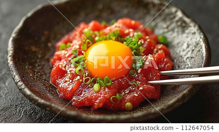 Yukhoe：韓國蛋黃生牛肉 112647054