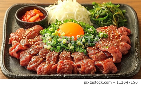 Yukhoe：韓國蛋黃生牛肉 112647156