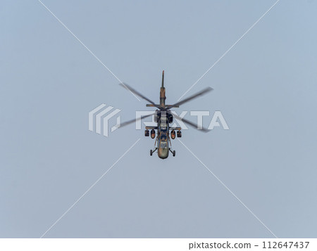 觀察直升機 OH-1 飛越姚軍駐地上空 112647437