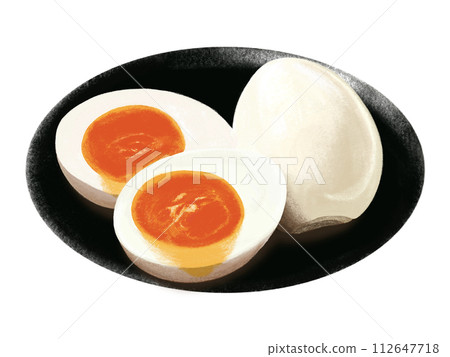 半熟煮蛋（1個及橫切面）帶盤 112647718