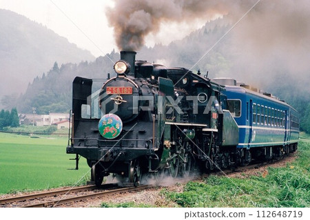 SL Okuetsu Marchen on the Etsubihoku Line, July 1991 112648719