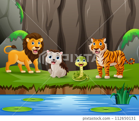 Wild animals cartoon in the jungle 112650131
