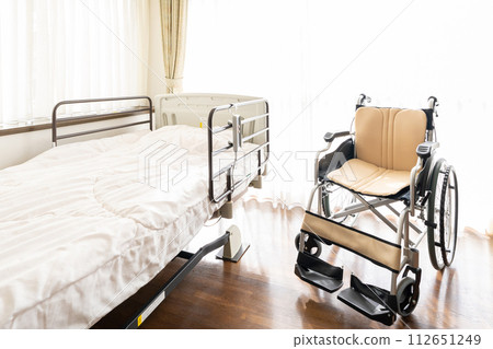 Nursing facility wheelchair bed 112651249