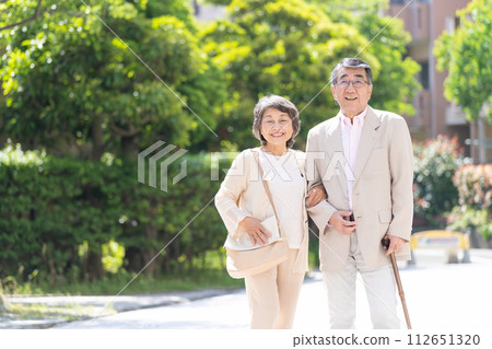 Cuddling senior couple Cuddling senior couple 112651320