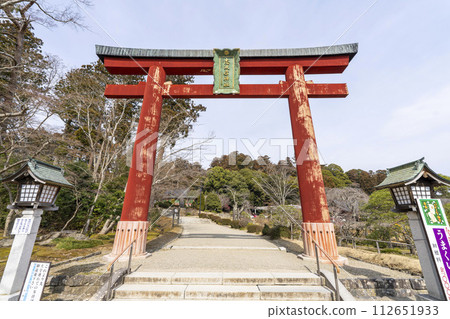 Shibahiko Shrine torii gate in early spring, Shiogama City, Miyagi Prefecture 112651933