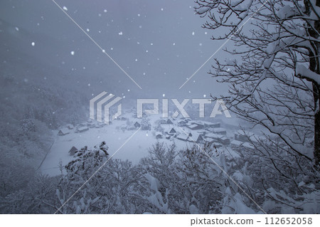 雪落白川鎮 雪落白川鎮 112652058