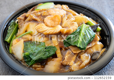 Delicious Ankake Yakisoba Bento 112652159