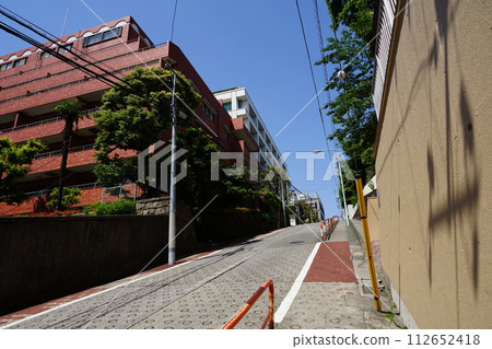 Nozokizaka in Takada 2-chome, Toshima-ku May Toshima 116 Takada 2-chome Nozokizaka Nozokizaka in Takada 2-chome, Toshima-ku May Toshima 116 Takada 2-chome Nozokizaka 112652418