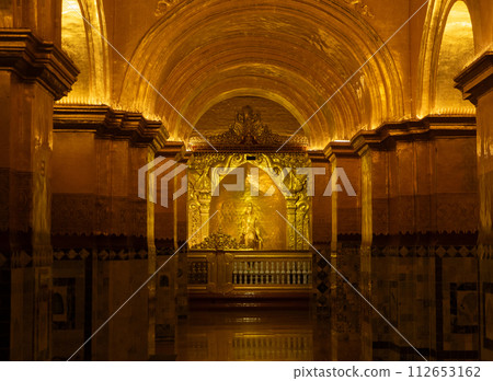 Mahamuni Buddha temple, Mandalay, Myanmar. Mahamuni Buddha temple, Mandalay, Myanmar. 112653162