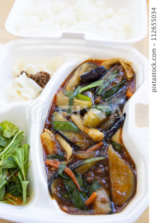 Delicious Sichuan stir-fried minced meat and eggplant Delicious Sichuan stir-fried minced meat and eggplant 112655034