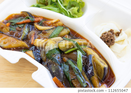 Delicious Sichuan stir-fried minced meat and eggplant Delicious Sichuan stir-fried minced meat and eggplant 112655047